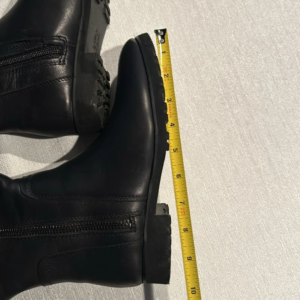 Naturalizer Women’s Tall Black Boots w/ Textured Bottom Size 6.5 Like new - Picture 4 of 16